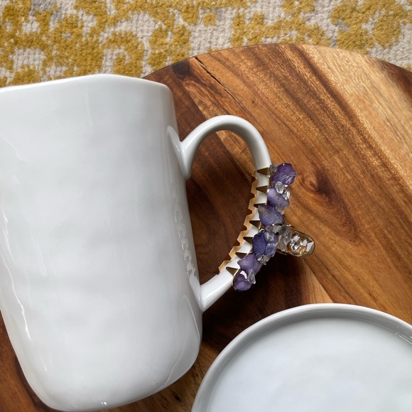 Handmade Resin Hair Clip - Picture 2 of 4